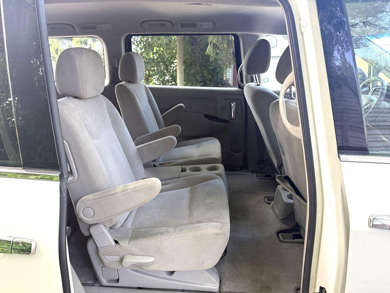 2011 Nissan Quest S - Photo #15