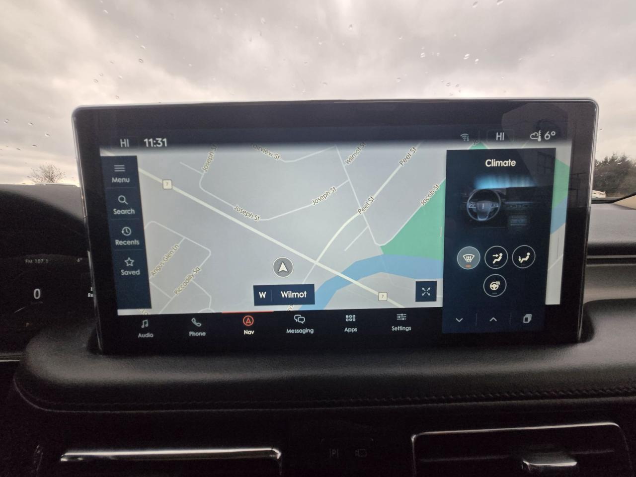 711994.12367378