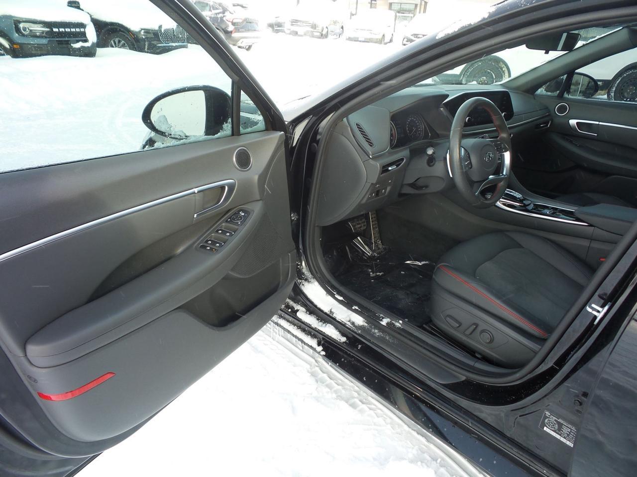 712012.12367702
