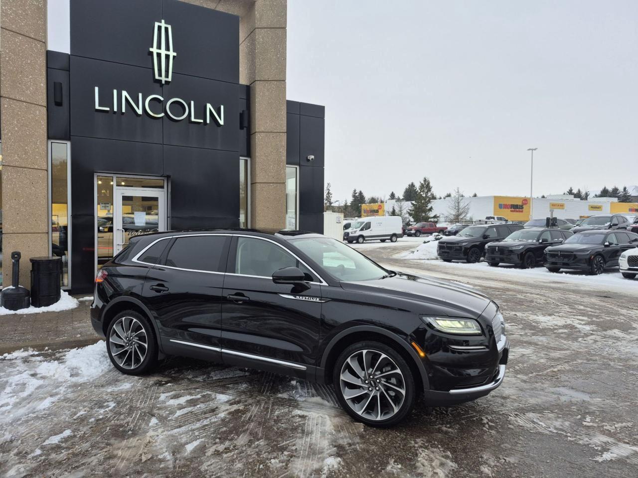 <p class=MsoNormal style=margin: 0cm 0cm 8pt; line-height: 13.8pt; font-size: 12pt; font-family: Aptos, sans-serif;><strong><span style=font-family: Calibri, sans-serif;>Carfax history report available with every vehicle!</span></strong></p><p>&nbsp;</p><p class=MsoNormal style=margin: 0cm 0cm 8pt; line-height: 13.8pt; font-size: 12pt; font-family: Aptos, sans-serif;><em><span style=font-family: Calibri, sans-serif;>The Vehicles History is no mystery!</span></em></p><p>&nbsp;</p><p class=MsoNormal style=margin: 0cm 0cm 8pt; line-height: 13.8pt; font-size: 12pt; font-family: Aptos, sans-serif;><strong><span style=font-family: Calibri, sans-serif;>2 locations to better serve YOU! &ndash; Stratford and New Hamburg<br>New or Pre-Owned vehicles are shared between both locations &ndash; please contact Sales to confirm.</span></strong></p><p>&nbsp;</p><p class=MsoNormal style=margin: 0cm 0cm 8pt; line-height: 13.8pt; font-size: 12pt; font-family: Aptos, sans-serif;><span style=font-family: Calibri, sans-serif;>That&rsquo;s something that can be said for every used vehicle purchased at&nbsp;<strong>Expressway</strong>.</span></p><p>&nbsp;</p><p class=MsoNormal style=margin: 0cm 0cm 8pt; line-height: 13.8pt; font-size: 12pt; font-family: Aptos, sans-serif;><span style=font-family: Calibri, sans-serif;>Purchasing a used vehicle from&nbsp;<strong>Expressway&nbsp;</strong>is a decision that you will be able to make with confidence knowing that you&rsquo;re getting the most that a vehicle and dealership can offer to you.</span></p><p>&nbsp;</p><p class=MsoNormal style=margin: 0cm 0cm 8pt; line-height: 13.8pt; font-size: 12pt; font-family: Aptos, sans-serif;><span style=font-family: Calibri, sans-serif;>Used Vehicle Warranty Coverage &ndash; Expressway Motors Limited<br><br>All Expressway Certified Vehicles include the following coverage, subject to terms and conditions:</span></p><p><br><br></p><ul style=margin-bottom: 0cm; margin-top: 0cm; type=square><li class=MsoNormal style=margin: 0cm 0cm 12pt; line-height: 13.8pt; font-size: 12pt; font-family: Aptos, sans-serif;><span style=font-family: Calibri, sans-serif;>Remaining Factory Warranty:</span></li></ul><p><br><br><br></p><ul style=margin-bottom: 0cm; margin-top: 0cm; type=square><li class=MsoNormal style=margin: 0cm 0cm 8pt; line-height: 13.8pt; font-size: 12pt; font-family: Aptos, sans-serif;><span style=font-family: Calibri, sans-serif;>If the vehicle is still within the manufacture&rsquo;s original warranty period, that coverage is fully transferable and can be used at any authorized Ford dealership in Canada or the United States.</span></li></ul><p><br><br><br></p><ul style=margin-bottom: 0cm; margin-top: 0cm; type=square><li class=MsoNormal style=margin: 0cm 0cm 8pt; line-height: 13.8pt; font-size: 12pt; font-family: Aptos, sans-serif;><span style=font-family: Calibri, sans-serif;>30-Day / 500km MTO Safety Warranty: From the date of delivery, Expressway Motors Ltd offers coverage on all safety-related component failures for 30 days or 500km (whichever comes first). This includes a $0 deductible when repairs are completed at Expressway Motors Ltd. (New Hamburg or Stratford)</span></li></ul><p><br><br><br></p><ul style=margin-bottom: 0cm; margin-top: 0cm; type=square><li class=MsoNormal style=margin: 0cm 0cm 8pt; line-height: 13.8pt; font-size: 12pt; font-family: Aptos, sans-serif;><span style=font-family: Calibri, sans-serif;>6-Mon / 6,000km Powertrain PLUS Warranty: This coverage includes major components such as engine, transmission, driveline, steering and suspension. It excludes minor fluid leaks (drips and seepage). A $200 deductible applies per claim. This warranty is exclusive to Expressway Motors Ltd and all covered repairs must be completed at our New Hamburg or Stratford locations.</span></li></ul><p><br><br><br></p><ul style=margin-bottom: 0cm; margin-top: 0cm; type=square><li class=MsoNormal style=margin: 0cm 0cm 8pt; line-height: 13.8pt; font-size: 12pt; font-family: Aptos, sans-serif;><span style=font-family: Calibri, sans-serif;>*Terms are subject to change. See your Sales Consultant for details.</span></li></ul><p><br><br></p><p class=MsoNormal style=margin: 0cm 0cm 13.5pt; line-height: normal; font-size: 12pt; font-family: Aptos, sans-serif;><strong><span style=font-family: Calibri, sans-serif;>Warranty:</span></strong><span style=font-family: Calibri, sans-serif;>&nbsp;We offer best in class Extended Protection options with flexible terms that can be tailored to your needs at a price that you can afford.</span></p><p>&nbsp;</p><p class=MsoNormal style=margin: 0cm 0cm 8pt; line-height: 13.8pt; font-size: 12pt; font-family: Aptos, sans-serif;><strong><span style=font-family: Calibri, sans-serif;>Finance:</span></strong><span style=font-family: Calibri, sans-serif;>&nbsp;At Expressway we have some of the best Finance Managers in the business that work with all the Major banks and Core Lenders. The Relationships we have built will help guarantee that you get the lowest rate possible</span></p><p>&nbsp;</p><p class=MsoNormal style=margin: 0cm 0cm 8pt; line-height: 13.8pt; font-size: 12pt; font-family: Aptos, sans-serif;><span style=font-family: Calibri, sans-serif;>Check out our great selection of vehicles at Expressway in New Hamburg and Stratford Locations!</span></p><p>&nbsp;</p><p class=MsoNormal style=margin: 0cm 0cm 8pt; line-height: 13.8pt; font-size: 12pt; font-family: Aptos, sans-serif;><strong><span style=font-family: Calibri, sans-serif;>Call Expressway for your quote today!</span></strong></p><p>&nbsp;</p><p class=MsoNormal style=margin: 0cm 0cm 8pt; line-height: 13.8pt; font-size: 12pt; font-family: Aptos, sans-serif;><strong><span style=font-family: Calibri, sans-serif;>New Hamburg:</span></strong><span style=font-family: Calibri, sans-serif;>&nbsp;<a href=tel:+15196623900><span style=color: #0563c1;>519*662*3900</span></a></span></p><p>&nbsp;</p><p class=MsoNormal style=margin: 0cm 0cm 8pt; line-height: 13.8pt; font-size: 12pt; font-family: Aptos, sans-serif;><strong><span style=font-family: Calibri, sans-serif;>Stratford</span></strong><span style=font-family: Calibri, sans-serif;>:&nbsp;<a href=tel:+15192713900><span style=color: #0563c1;>519*271*3900</span></a></span></p><p>&nbsp;</p><p class=MsoNormal style=margin: 0cm 0cm 8pt; line-height: 13.8pt; font-size: 12pt; font-family: Aptos, sans-serif;><span style=font-family: Calibri, sans-serif;>or visit us online at:&nbsp;<a href=https://www.expresswayford.com/><span style=color: #0563c1;>www.expresswayford.com</span></a></span></p><p>&nbsp;</p><p class=MsoNormal style=margin: 0cm 0cm 8pt; line-height: 13.8pt; font-size: 12pt; font-family: Aptos, sans-serif;><strong><span style=font-family: Calibri, sans-serif;>**ALL REPAIRS MUST BE DONE BY EXPRESSWAY MOTORS LTD, STRATFORD OR NEW HAMBURG LOCATIONS**</span></strong></p><p>&nbsp;</p><p class=MsoNormal style=margin: 0cm 0cm 8pt; line-height: 13.8pt; font-size: 12pt; font-family: Aptos, sans-serif;><strong><span style=font-family: Calibri, sans-serif;>We pride ourselves in No Hassle, No Pressure, Honest Service. We practice full disclosure with all our used vehicles and have a Better Business Bureau A+ rating!</span></strong></p><p>&nbsp;</p><p class=MsoNormal style=margin: 0cm 0cm 8pt; line-height: 13.8pt; font-size: 12pt; font-family: Aptos, sans-serif;><span style=font-size: 8pt; font-family: Calibri, sans-serif;>**Expressway reserves the right to correct any errors and omissions that occur on this site. (Incl, but not limited to price, incl. Event price rollbacks, vehicles features & more).</span></p><p>&nbsp;</p><p class=MsoNormal style=margin: 0cm 0cm 8pt; line-height: 13.8pt; font-size: 12pt; font-family: Aptos, sans-serif;><span style=font-size: 8pt; font-family: Calibri, sans-serif;>** Expressway is a Fair Market Price Dealership pricing subject to change with current market conditions</span></p>