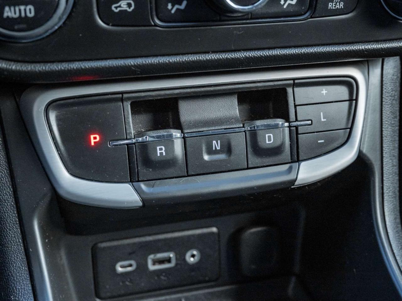 713884.12484390
