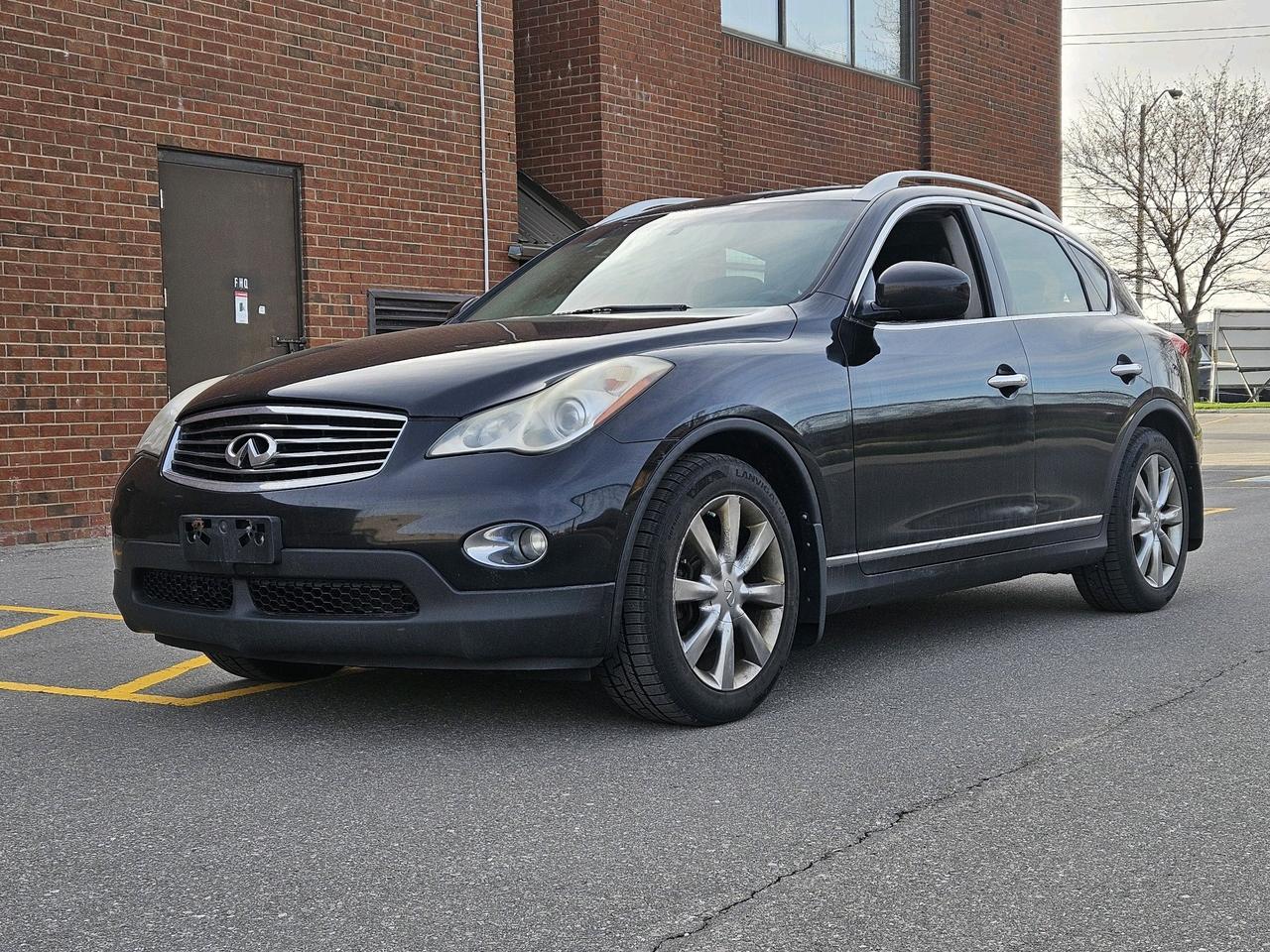 AWD, BACKUP CAMERA, LEATHER, SUNROOF, POWER SEAT, HEATED SEAT, AND MORE OPTIONS.    Auto Island Inc., North York  2555 Steeles Ave. West    www.autoislandinc.com     4.7 Google Rating and over 150 vehicles in stock, with more arriving daily! We take pride in offering top-quality vehicles and exceptional service. Our full-service mechanical shop is ready for all your maintenance needs, and every vehicle is professionally detailed and inspected – buy with confidence!    Payments as low as $0 down, up to 84 months, OAC. Good credit, bad credit, new credit? No problem – everyone’s approved! Easy online credit application available . Rates starting at 6.95% OAC – please call for details.    Please note: All prices are plus applicable taxes (HST) and licensing. No hidden surprises—just great vehicles and transparent deals. Certification is available for an additional $899. Without certification, as per OMVIC regulations, the vehicle is not drivable, not E-tested, and not certified.    Proudly serving the GTA and beyond: Peel, Halton, Brampton, Toronto, Burlington, Milton, Mississauga, Hamilton, Cambridge, London, Kitchener, Guelph, Orangeville, Newmarket, Barrie, Markham, Bolton, Caledon, Vaughan, Woodbridge, Etobicoke, Oakville, and more.    We carry all makes and models, including Mercedes, BMW, Audi, Jaguar, VW, Maserati, Porsche, Land Rover, Range Rover, Chrysler, Jeep, Honda, Toyota, Lexus, Infiniti, Acura, and more.