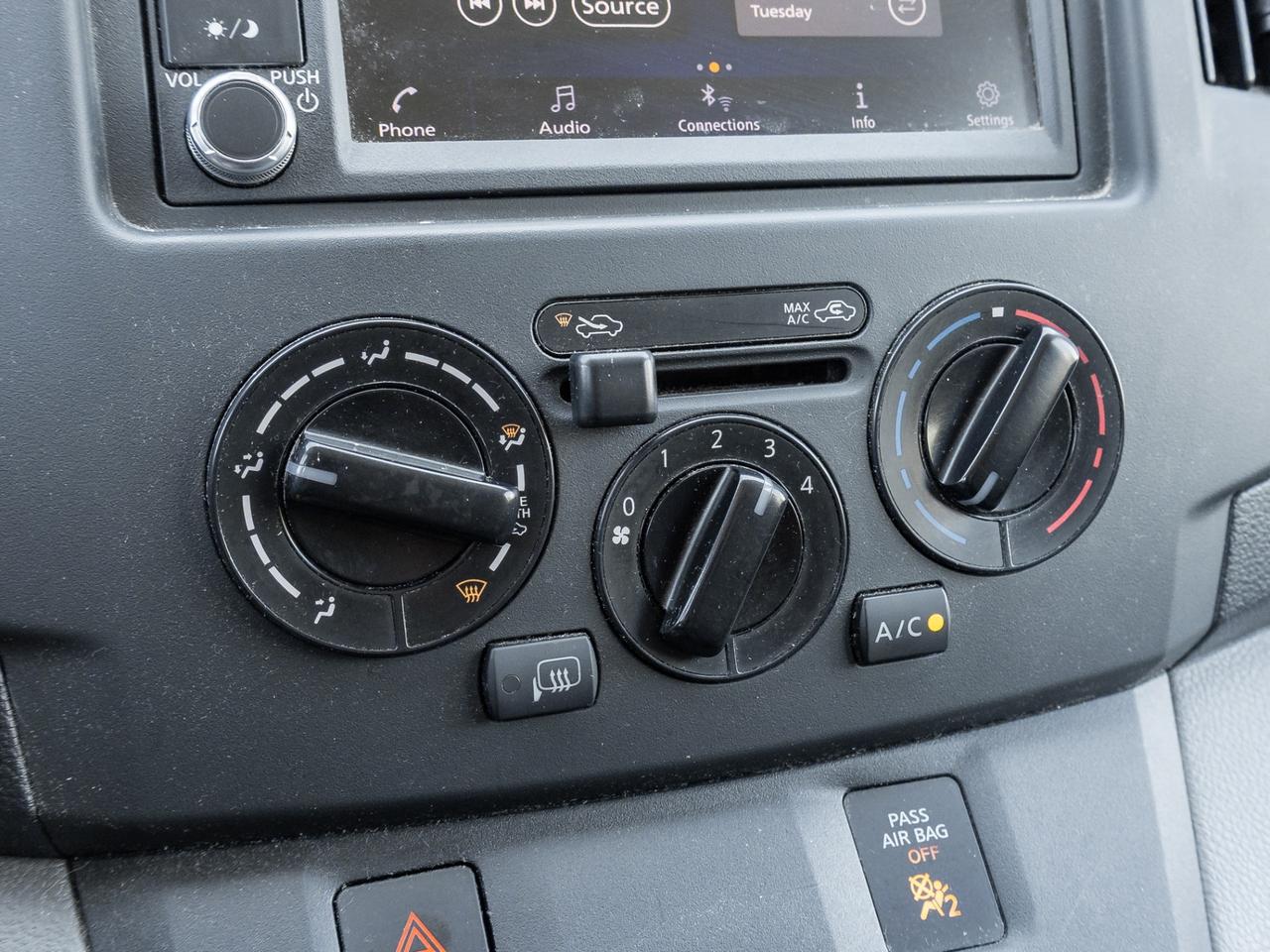 716053
