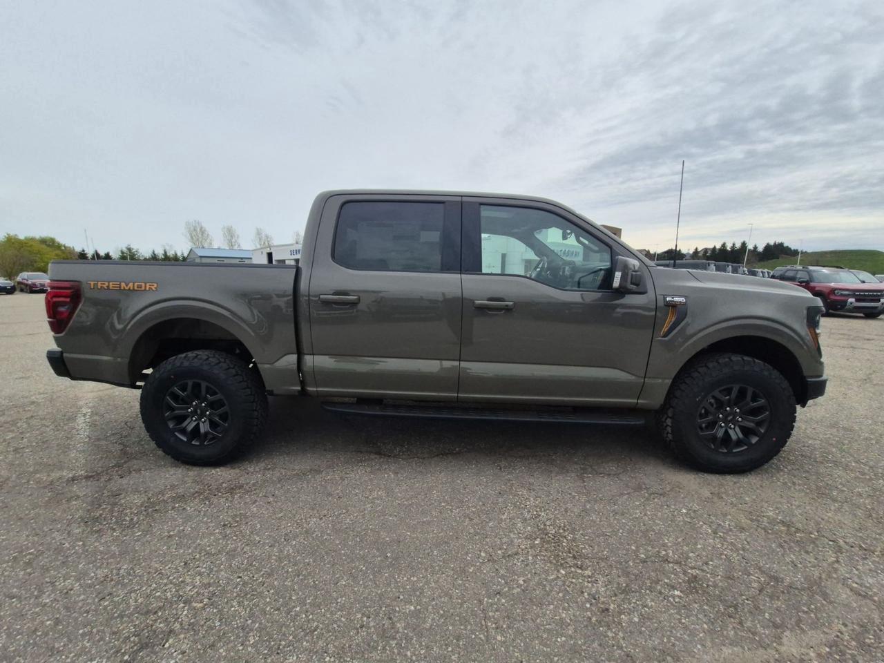 716672