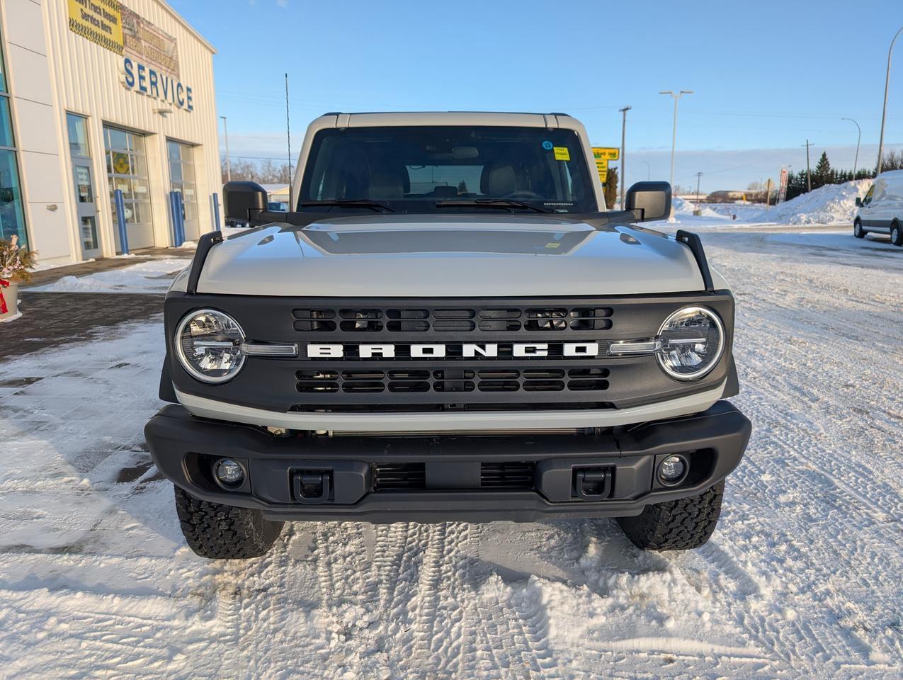 718067