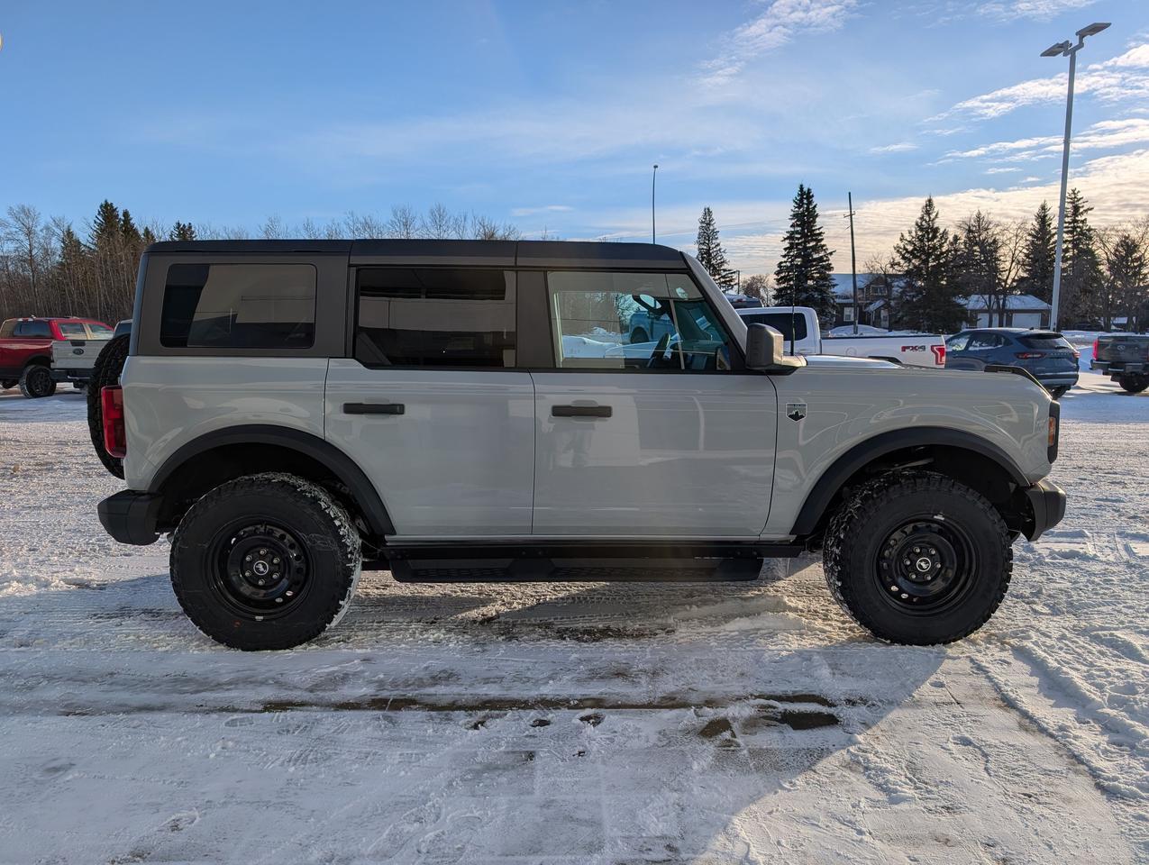 718067