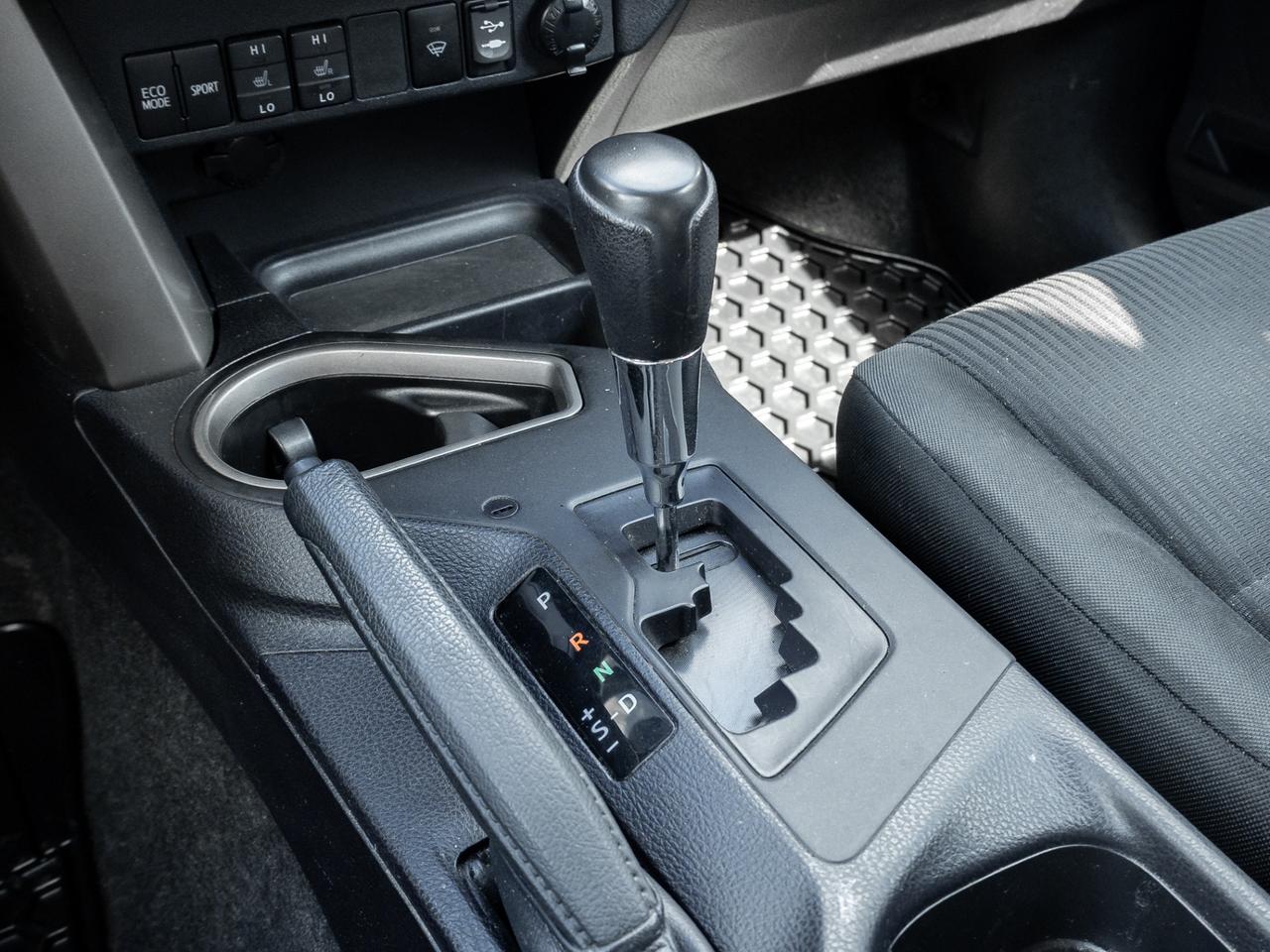 718573