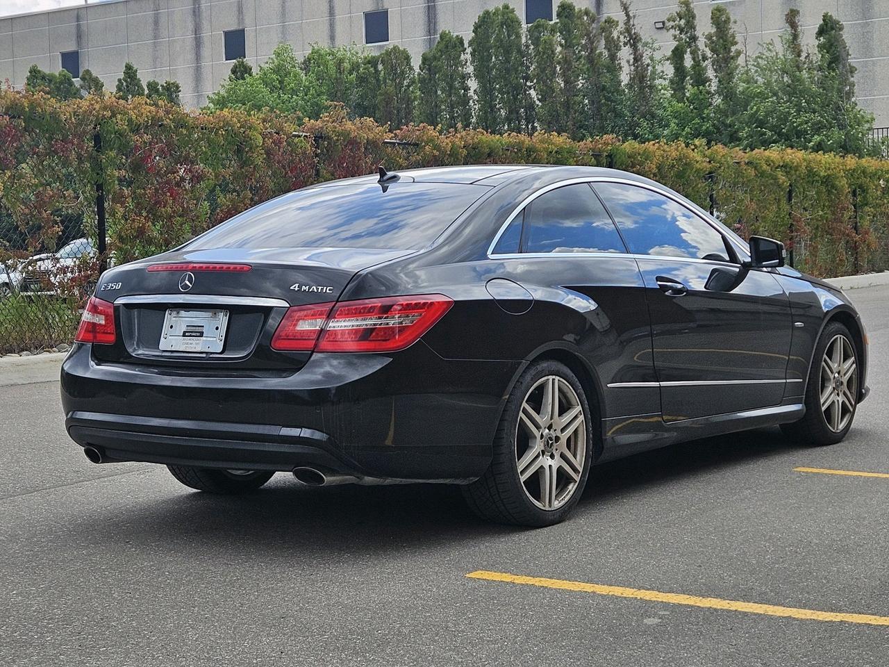 718576