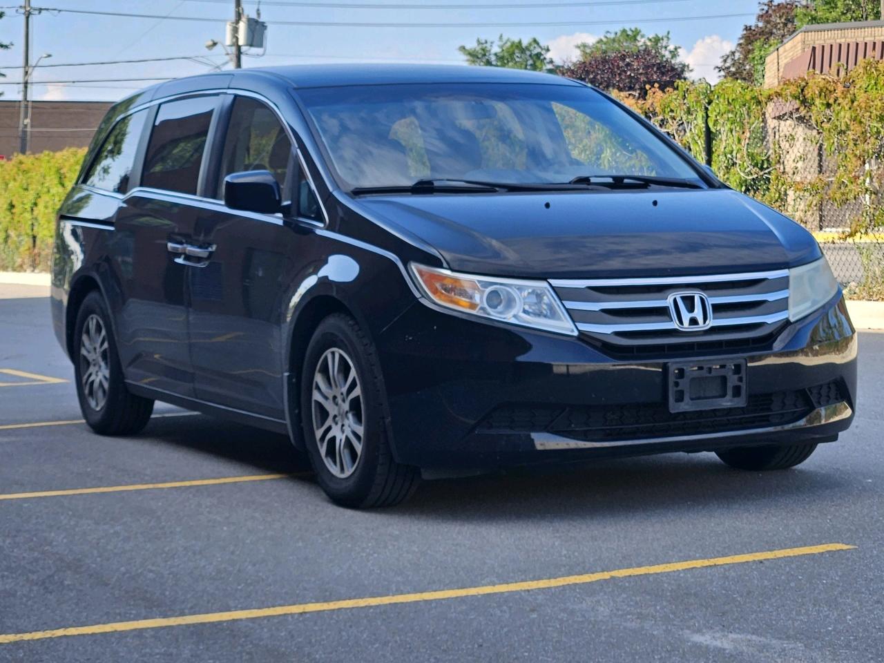 8 PASSENGER, BACKUP CAMERA, POWER SEAT, POWER SLIDING DOORS AND MORE OPTIONS    Auto Island Inc., North York  2555 Steeles Ave. West    www.autoislandinc.com     4.7 Google Rating and over 150 vehicles in stock, with more arriving daily! We take pride in offering top-quality vehicles and exceptional service. Our full-service mechanical shop is ready for all your maintenance needs, and every vehicle is professionally detailed and inspected – buy with confidence!    Payments as low as $0 down, up to 84 months, OAC. Good credit, bad credit, new credit? No problem – everyone’s approved! Easy online credit application available . Rates starting at 6.95% OAC – please call for details.    Please note: All prices are plus applicable taxes (HST) and licensing. No hidden surprises—just great vehicles and transparent deals. Certification is available for an additional $899. Without certification, as per OMVIC regulations, the vehicle is not drivable, not E-tested, and not certified.    Proudly serving the GTA and beyond: Peel, Halton, Brampton, Toronto, Burlington, Milton, Mississauga, Hamilton, Cambridge, London, Kitchener, Guelph, Orangeville, Newmarket, Barrie, Markham, Bolton, Caledon, Vaughan, Woodbridge, Etobicoke, Oakville, and more.    We carry all makes and models, including Mercedes, BMW, Audi, Jaguar, VW, Maserati, Porsche, Land Rover, Range Rover, Chrysler, Jeep, Honda, Toyota, Lexus, Infiniti, Acura, and more.