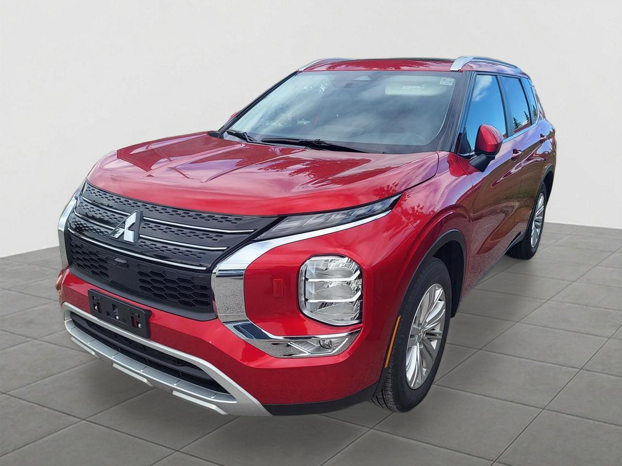 2024 Mitsubishi Outlander LE